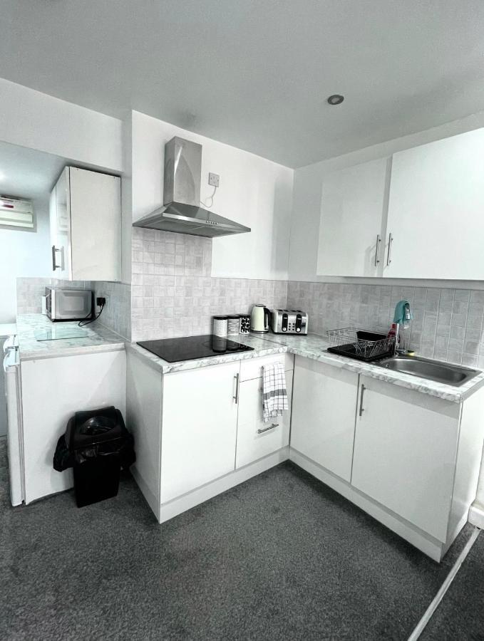 2 Bed Apartment In Bham City Centre W Parking Birmingham Zewnętrze zdjęcie
